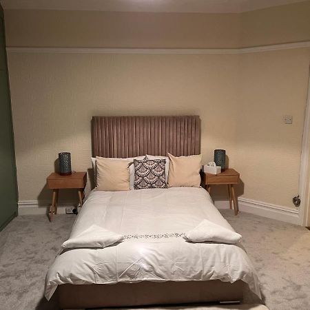 Luxury Cosy Retreat Apt Londen Buitenkant foto