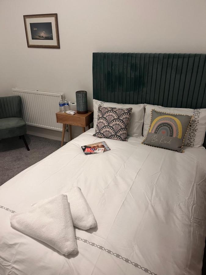 Luxury Cosy Retreat Apt Londen Buitenkant foto