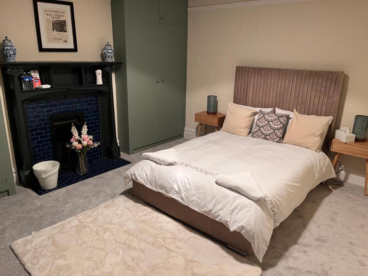 Luxury Cosy Retreat Apt Londen Buitenkant foto