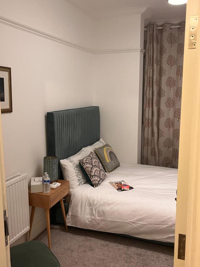 Luxury Cosy Retreat Apt Londen Buitenkant foto