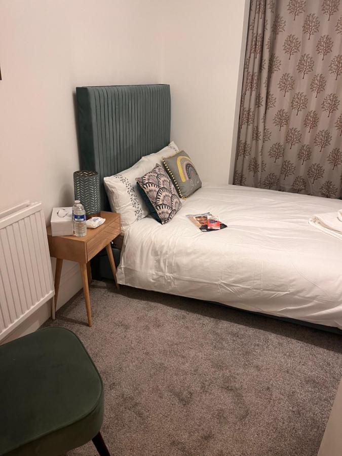 Luxury Cosy Retreat Apt Londen Buitenkant foto