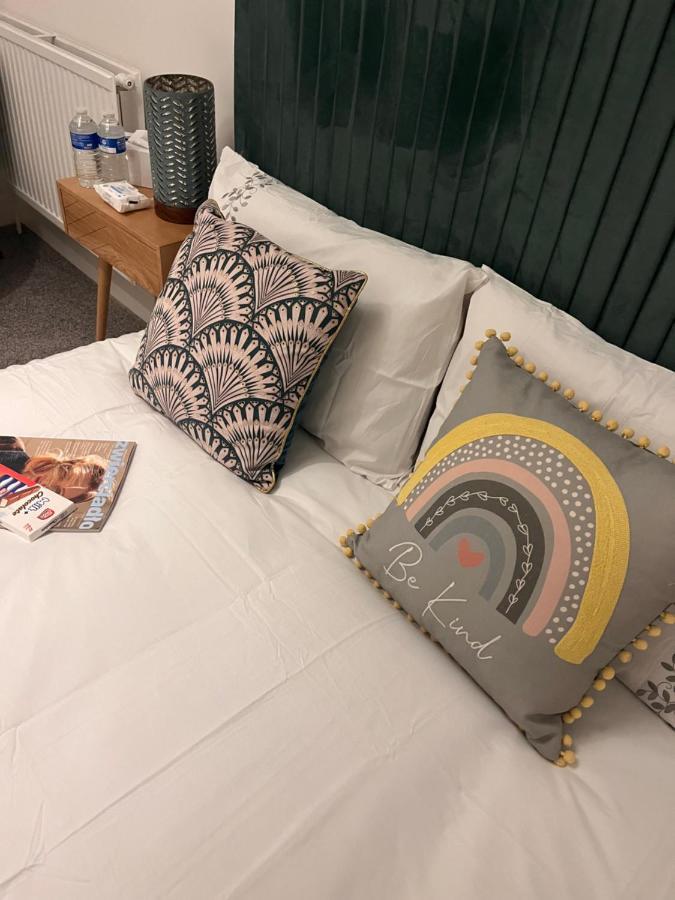 Luxury Cosy Retreat Apt Londen Buitenkant foto